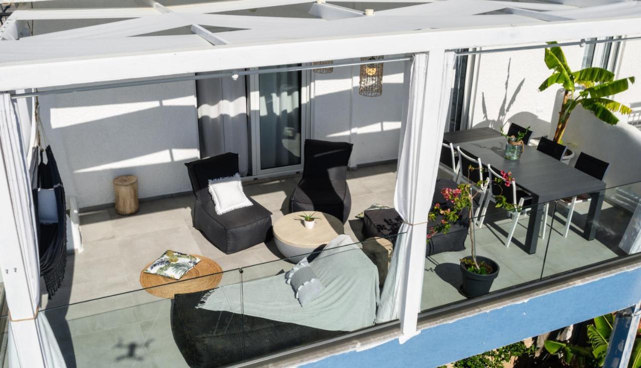 Blue Paradise Apartment Achlia Luaran gambar