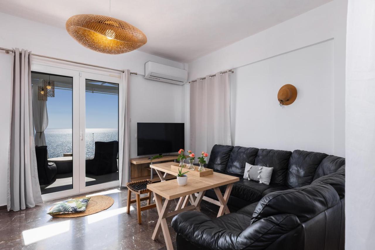 Blue Paradise Apartment Achlia Luaran gambar